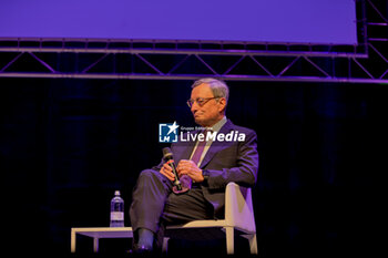 2024-09-12 - Mario Draghi President of the European Central Bank on the stage of Tempo Donne 2024 at the Triennale - MARIO DRAGHI GUEST AND INTERVIEW AT THE TIME OF WOMEN 2024 IN TRIENNALE - NEWS - POLITICS