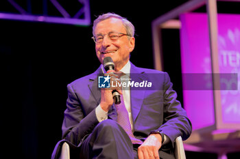 2024-09-12 - Mario Draghi President of the European Central Bank on the stage of Tempo Donne 2024 at the Triennale - MARIO DRAGHI GUEST AND INTERVIEW AT THE TIME OF WOMEN 2024 IN TRIENNALE - NEWS - POLITICS