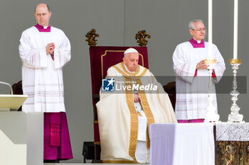 2024-04-28 - Pope Francis speaks during the the celebration of Holy Mass in St. Mark's Square - VISIT OF HOLY FATHER POPE FRANCIS TO VENICE. - NEWS - RELIGION