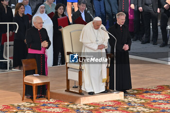 2024-09-25 - Pope Francis during the General Weekly Audience, 25 September 2024 at the Paul VI Audience Hall, Vatican City, Vatican. - POPE FRANCIS GENERAL WEEKLY AUDIENCE - NEWS - RELIGION