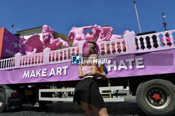 2024-06-15 - People taking part in the annual Pride Parade in the streets of Rome - ROMA PRIDE 2024 - NEWS - SOCIETY