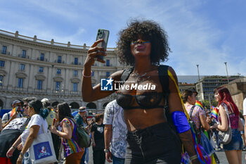 2024-06-15 - People taking part in the annual Pride Parade in the streets of Rome - ROMA PRIDE 2024 - NEWS - SOCIETY