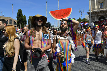 2024-06-15 - People taking part in the annual Pride Parade in the streets of Rome - ROMA PRIDE 2024 - NEWS - SOCIETY