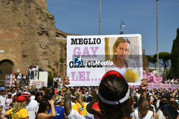 2024-06-15 - Banners displayed during the annual Pride Parade in the streets of Rome - ROMA PRIDE 2024 - NEWS - SOCIETY