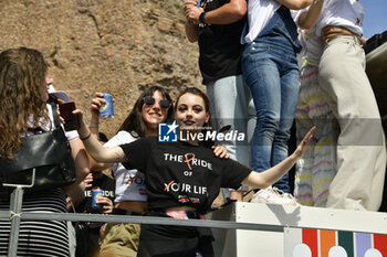 2024-06-15 - People taking part in the annual Pride Parade in the streets of Rome - ROMA PRIDE 2024 - NEWS - SOCIETY