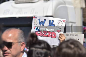 2024-06-15 - Banners displayed during the annual Pride Parade in the streets of Rome - ROMA PRIDE 2024 - NEWS - SOCIETY