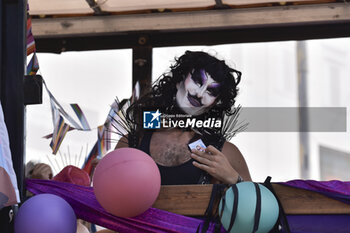 2024-06-15 - People taking part in the annual Pride Parade in the streets of Rome - ROMA PRIDE 2024 - NEWS - SOCIETY