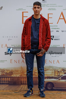 2024-01-08 - Cesare Castellitto during the photocall of movie Enea, 8 january 2024 at Hotel De La Ville, Rome, Italy - PHOTOCALL MOVIE ENEA - NEWS - VIP