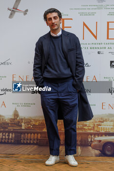2024-01-08 - Pietro Castellitto during the photocall of movie Enea, 8 january 2024 at Hotel De La Ville, Rome, Italy - PHOTOCALL MOVIE ENEA - NEWS - VIP