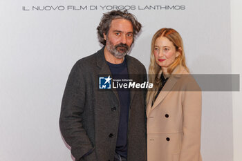 2024-01-16 - Alba Rohrwacher and Saverio Costanzo during the photocall of the movie Povere Creature, 16 january 2024 at Cinema Barberini, Rome, Italy - PHOTOCALL MOVIE POVERE CREATURE - NEWS - VIP
