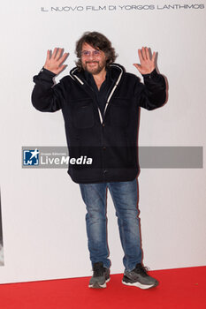 2024-01-16 - Lillo during the photocall of the movie Povere Creature, 16 january 2024 at Cinema Barberini, Rome, Italy - PHOTOCALL MOVIE POVERE CREATURE - NEWS - VIP