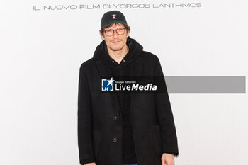 2024-01-16 - Matteo Martari during the photocall of the movie Povere Creature, 16 january 2024 at Cinema Barberini, Rome, Italy - PHOTOCALL MOVIE POVERE CREATURE - NEWS - VIP