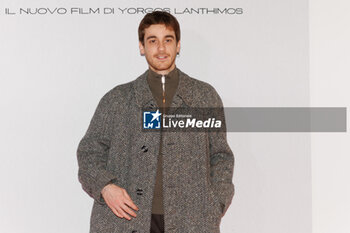 2024-01-16 - Federico Cesare during the photocall of the movie Povere Creature, 16 january 2024 at Cinema Barberini, Rome, Italy - PHOTOCALL MOVIE POVERE CREATURE - NEWS - VIP
