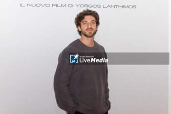2024-01-16 - Damiano Giordano during the photocall of the movie Povere Creature, 16 january 2024 at Cinema Barberini, Rome, Italy - PHOTOCALL MOVIE POVERE CREATURE - NEWS - VIP