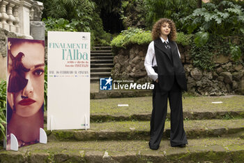 2024-02-05 - Rebecca Antonaci during the Photocall of the movie “Finalmente l’Alba”, 5 February 2024, at garden of Hotel the Russie, Rome Italy - PHOTOCALL OF THE MOVIE “FINALMENTE L’ALBA” - NEWS - VIP