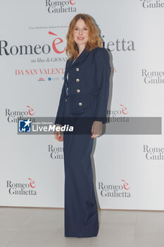 2024-02-13 - Viviana Colais during the photocell of the movie Romeo e Giulietta, 13 February 2024 at Hotel Le Meridien, Rome, Italy - PHOTOCALL MOVIE ROMEO è GIULIETTA - NEWS - VIP