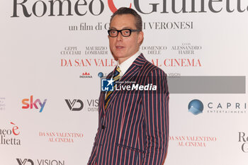 2024-02-14 - Maurizio Lombardi during the red carpet of the movie Romeo e Giulietta, 14 February 2024 at Cinema The Space, Rome, Italy - RED CARPET MOVIE ROMEO è GIULIETTA - NEWS - VIP