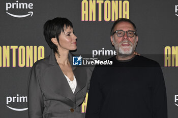 2024-02-29 - Chiara Martegiani and Valerio Mastandrea during the Photocall of the movie ANTONIA, 29 February 2024 at Cinema Barberini, Rome, Italy - PHOTO CALL 
