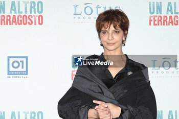 2024-03-04 - Laura Morante attends the photocall for the movie 