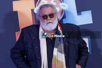 2024-03-21 - Diego Abatantuono during the Photocall of the TV Show LOL 4 - Chi Ride e Fuori, 20 march 2024 at Cinema The Space, Rome, Italy - PHOTOCALL LOL 4 - CHI RIDE è FUORI - NEWS - VIP