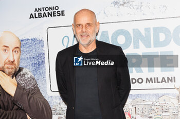 2024-03-27 - Riccardo Milani during the Photocall of the movie UN MONDO A PARTE, 27 march 2024 at Cinema Adriano, Rome, Italy - PHOTOCALL UN MONDO A PARTE - NEWS - VIP