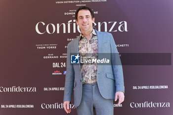 2024-04-17 - Elio Germano during the Photocall of the movie CONFIDENZA, 17 April 2024 at HTL De La Ville, Rome, Italy - PHOTOCALL CONFIDENZA - NEWS - VIP