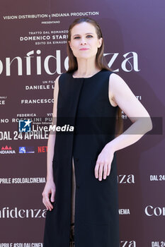 2024-04-17 - Federica Rosellini during the Photocall of the movie CONFIDENZA, 17 April 2024 at HTL De La Ville, Rome, Italy - PHOTOCALL CONFIDENZA - NEWS - VIP