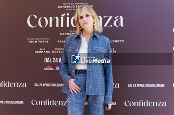 2024-04-17 - Isabella Ferrari during the Photocall of the movie CONFIDENZA, 17 April 2024 at HTL De La Ville, Rome, Italy - PHOTOCALL CONFIDENZA - NEWS - VIP