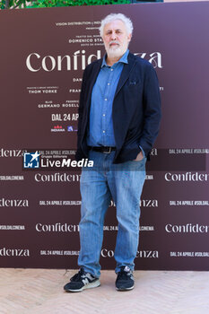 2024-04-17 - Francesco Piccolo during the Photocall of the movie CONFIDENZA, 17 April 2024 at HTL De La Ville, Rome, Italy - PHOTOCALL CONFIDENZA - NEWS - VIP