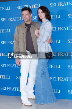 2024-04-19 - Adriano Giannini and Valentina Belle during the Photocall of the movie SEI FRATELLI, 19 April 2024 at Cinema Barberini, Rome, Italy - PHOTOCALL SEI FRATELLI - NEWS - VIP