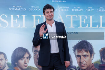 2024-04-29 - Riccardo Scamarcio during the premiere of the movie SEI FRATELLI, 29 April 2024 at Cinema Barberini, Rome, Italy - PREMIERE SEI FRATELLI - NEWS - VIP