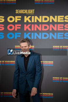 2024-05-31 - Willem Dafoe - PHOTOCALL KINDS OF KINDNESS  - NEWS - VIP