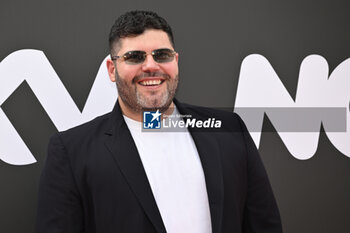 2024-06-19 - Salvatore Esposito attends the Photocall SKY Program at Barberini Palace in Rome, Italy on July 19th, 2024 - PHOTOCALL IN ROME - SKY PROGRAM - NEWS - VIP