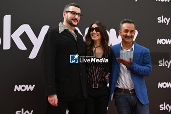 2024-06-19 - Costantino della Gherardesca, Antonella d’Errico and Nicola Savino attends the Photocall SKY Program at Barberini Palace in Rome, Italy on July 19th, 2024 - PHOTOCALL IN ROME - SKY PROGRAM - NEWS - VIP