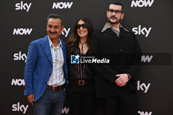 2024-06-19 - Nicola Savino, Antonella d’Errico and Costantino della Gherardesca attends the Photocall SKY Program at Barberini Palace in Rome, Italy on July 19th, 2024 - PHOTOCALL IN ROME - SKY PROGRAM - NEWS - VIP