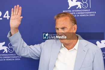 2024-09-07 - Director Kevin Costner attends the 