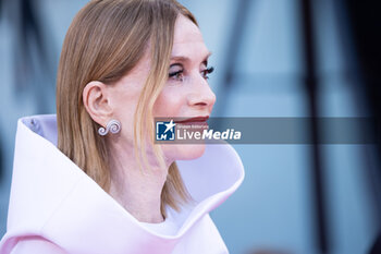 2024-09-07 - Isabelle Huppert attends the Closing Ceremony red carpet during the 81st Venice International Film Festival at Palazzo del Cinema on September 07, 2024 in Venice, Italy. ©Photo: Cinzia Camela. - 2024 CLOSING CEREMONY RED CARPET - THE 81ST VENICE INTERNATIONAL FILM FESTIVAL - NEWS - VIP