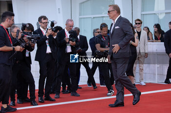 2024-09-07 - Kevin Costner attends the Closing Ceremony red carpet during the 81st Venice International Film Festival at Palazzo del Cinema on September 07, 2024 in Venice, Italy. ©Photo: Cinzia Camela. - 2024 CLOSING CEREMONY RED CARPET - THE 81ST VENICE INTERNATIONAL FILM FESTIVAL - NEWS - VIP