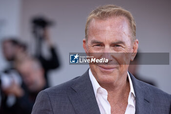 2024-09-07 - Kevin Costner attends the Closing Ceremony red carpet during the 81st Venice International Film Festival at Palazzo del Cinema on September 07, 2024 in Venice, Italy. ©Photo: Cinzia Camela. - 2024 CLOSING CEREMONY RED CARPET - THE 81ST VENICE INTERNATIONAL FILM FESTIVAL - NEWS - VIP