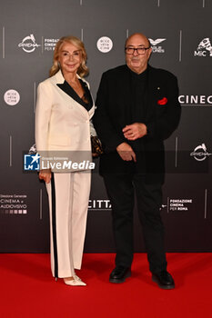 2024-10-14 - Francesca Lo Schiavo and Dante Ferretti attend the red carpet for the film Megalopolis at Cinecitta Studios on October 14, 2024 in Rome, Italy.

 - RED CARPET MEGALOPOLIS - NEWS - VIP