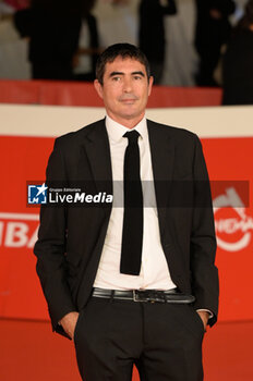 2024-10-16 - Nicola Fratoianni attends the Red Carpet Opening Ceremony during the 19th Rome Film Festival at Auditorium Parco Della Musica on October 16, 2024 in Rome, Italy. - FESTA DEL CINEMA OPENING CEREMONY - NEWS - VIP