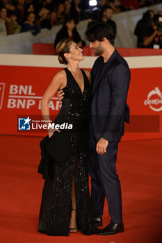 2024-10-16 - Maria Elena Boschi and Giulio Berruti attends the Red Carpet Opening Ceremony during the 19th Rome Film Festival at Auditorium Parco Della Musica on October 16, 2024 in Rome, Italy. - FESTA DEL CINEMA OPENING CEREMONY - NEWS - VIP