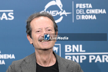 2024-10-17 - Rocco Papaleo attends the Photocall of the movie “U.S. Palmese” during the 19th Rome Film Festival at Auditorium Parco Della Musica on October 17, 2024 in Rome, Italy. - THE 19TH ROME FILM FESTIVAL PHOTOCALL 