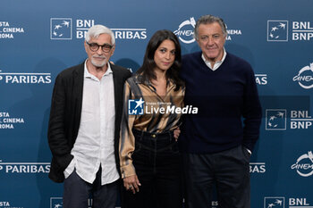 2024-10-17 - Luc Merenda, Donatella Finocchiaro, Luca Barbareschi director attends the Photocall of the movie “Paradiso in Vendita” during the 19th Rome Film Festival at Auditorium Parco Della Musica on October 17, 2024 in Rome, Italy. - THE 19TH ROME FILM FESTIVAL PHOTOCALL 