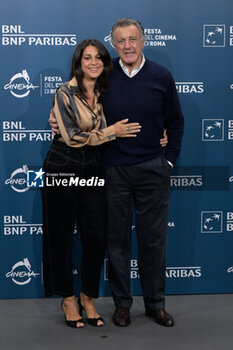 2024-10-17 - Donatella Finocchiaro, Luca Barbareschi director attends the Photocall of the movie “Paradiso in Vendita” during the 19th Rome Film Festival at Auditorium Parco Della Musica on October 17, 2024 in Rome, Italy. - THE 19TH ROME FILM FESTIVAL PHOTOCALL 