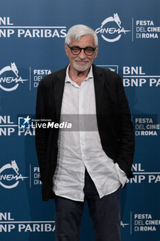 2024-10-17 - Luca Merenda attends the Photocall of the movie “Paradiso in Vendita” during the 19th Rome Film Festival at Auditorium Parco Della Musica on October 17, 2024 in Rome, Italy. - THE 19TH ROME FILM FESTIVAL PHOTOCALL 