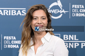 2024-10-18 - Giulia Perulli attends the Photocall of the movie “Avetrana - Qui non e’ Hollywood” during the 19th Rome Film Festival at Auditorium Parco Della Musica on October 18, 2024 in Rome, Italy. - THE 19TH ROME FILM FEST PHOTOCALL 