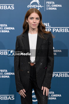 2024-10-18 - Valentina Romani attends the Photocall of the movie “Mike” during the 19th Rome Film Festival at Auditorium Parco Della Musica on October 18, 2024 in Rome, Italy. - THE 19TH ROME FILM FEST PHOTOCALL 