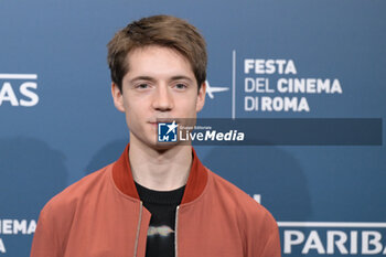 2024-10-18 - Elia Nuzzolo attends the Photocall of the movie “Mike” during the 19th Rome Film Festival at Auditorium Parco Della Musica on October 18, 2024 in Rome, Italy. - THE 19TH ROME FILM FEST PHOTOCALL 