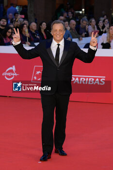 2024-10-18 - Gabriele Muccino attends the Red Carpet of the movie “Fino alla Fine” during the 19th Rome Film Festival at Auditorium Parco Della Musica on October 18, 2024 in Rome, Italy. - THE 19TH ROME FILM FEST RED CARPET 